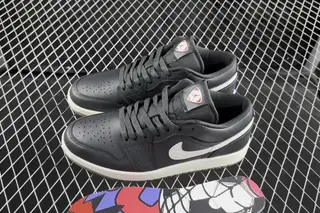 Jordan 1 Low Basketball Shoes Black White