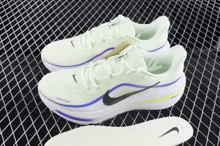 Nike Zoom Winflo 12 Low-Top Running Shoes Multi (NIKEZO-68)