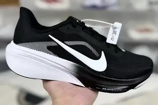 Nike Pegasus 42 Low-Top Running Shoes Black White