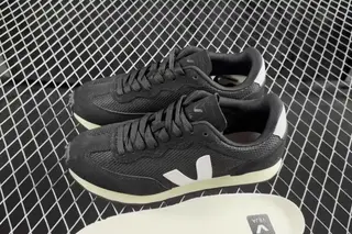 Veja Rio Branco Low-Top Lifestyle Sneakers Grey Black