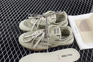 Miu Miu Gymnasium Leather Low-Top Lifestyle Sneakers Grey