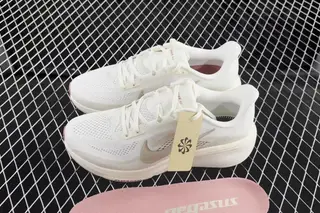 Nike Pegasus 42 Low-Top Running Shoes Multi