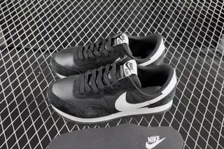 Nike Air Pegasus 83 Low-Top Running Shoes Multi (NIKEAI-95)