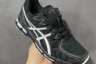 Asics GEL-KAYANO 20 Low-Top Chunky Sneakers Obsidian Grey