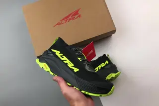 Altra Olympus 275 Low-Top Trail Running Shoes Black Green