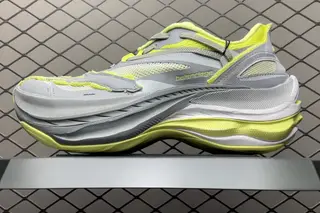 Balenciaga Jet 42 Low-Top Chunky Sneakers Multi