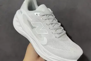 New Balance Fresh Foam X 880 Low-Top Running Shoes White
