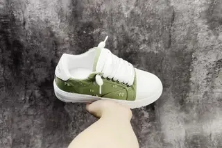 Numeris Low-Top Skate Shoes White Green