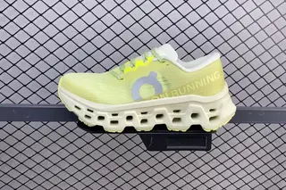 On Cloudmonster 3 Low-Top Sneakers Multi