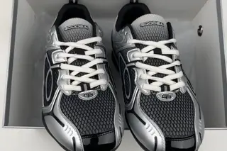 GOODBAI Low-Top Sneakers Black White