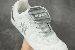MLB Low-Top Lifestyle Sneakers White