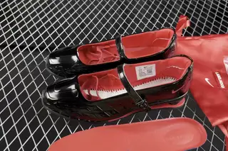 Nike Shox Low-Top Sneakers Multi