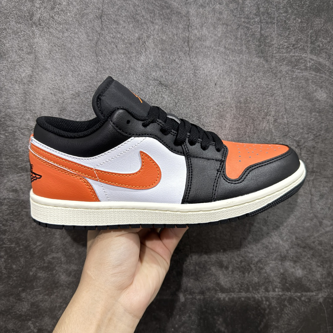 Jordan Air Jordan 1 Low Sneakers
