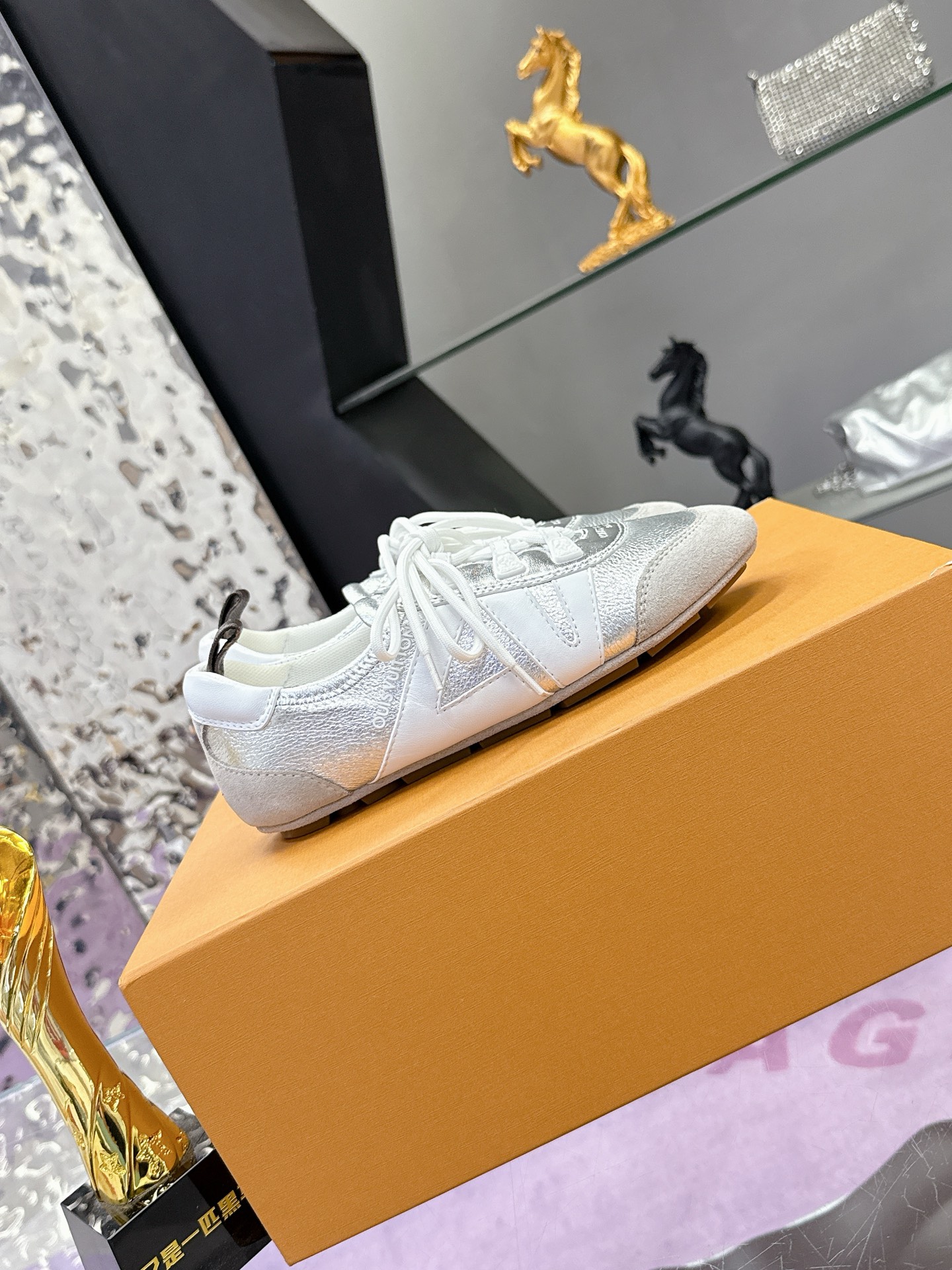 Louis Vuitton Sneakers