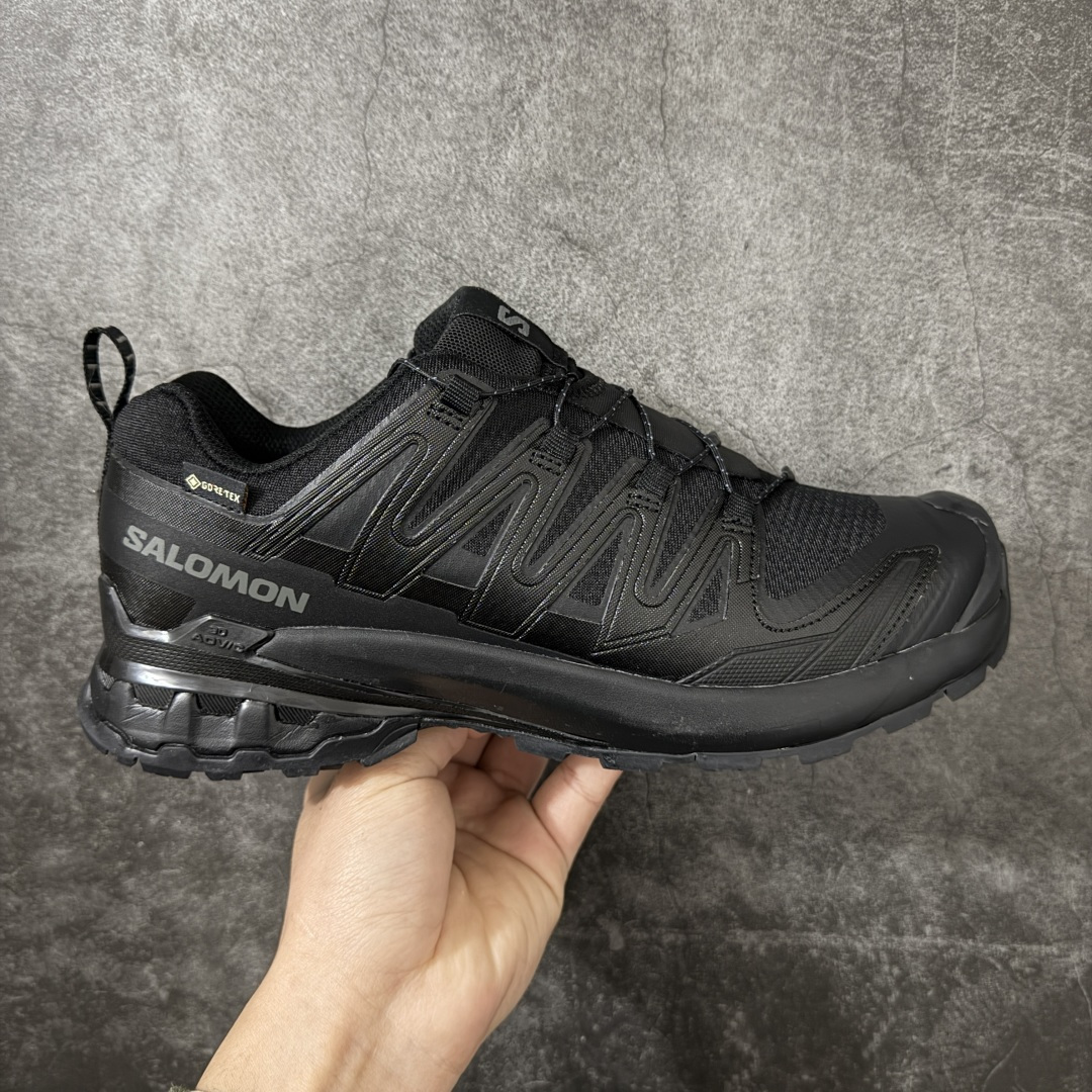 Salomon Sneakers