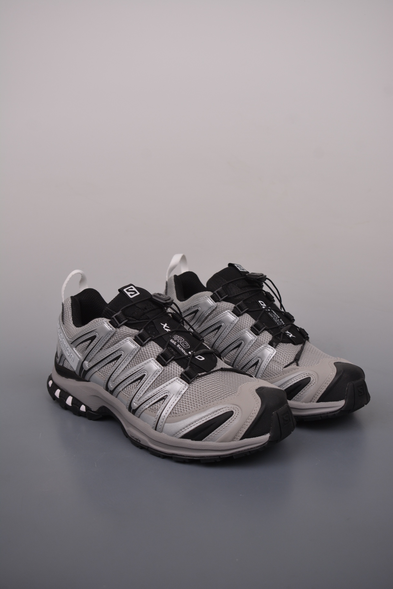 Salomon Sneakers