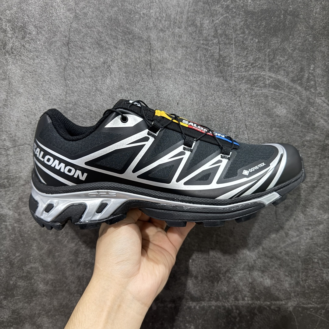 Salomon XT-6 Sneakers
