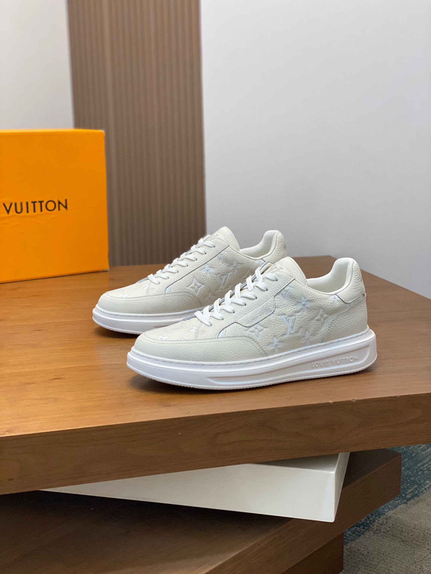 Louis Vuitton Sneakers