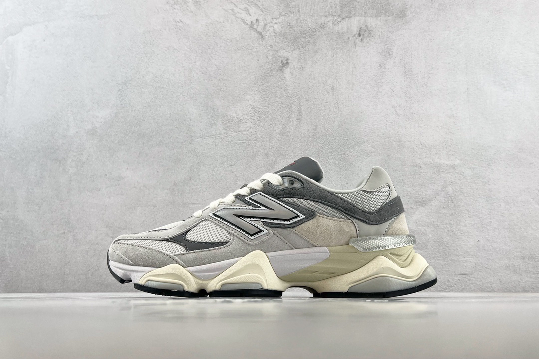 New Balance 9060 Sneakers