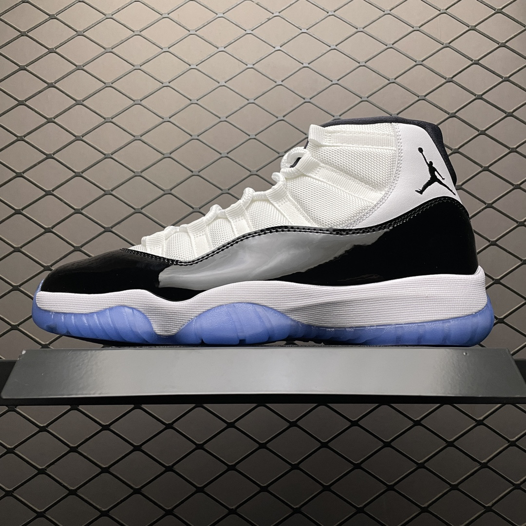 Jordan Air Jordan 11 Sneakers
