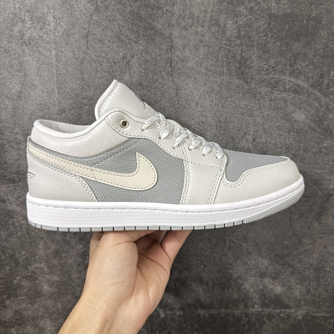 Jordan Air Jordan 1 Low Sneakers