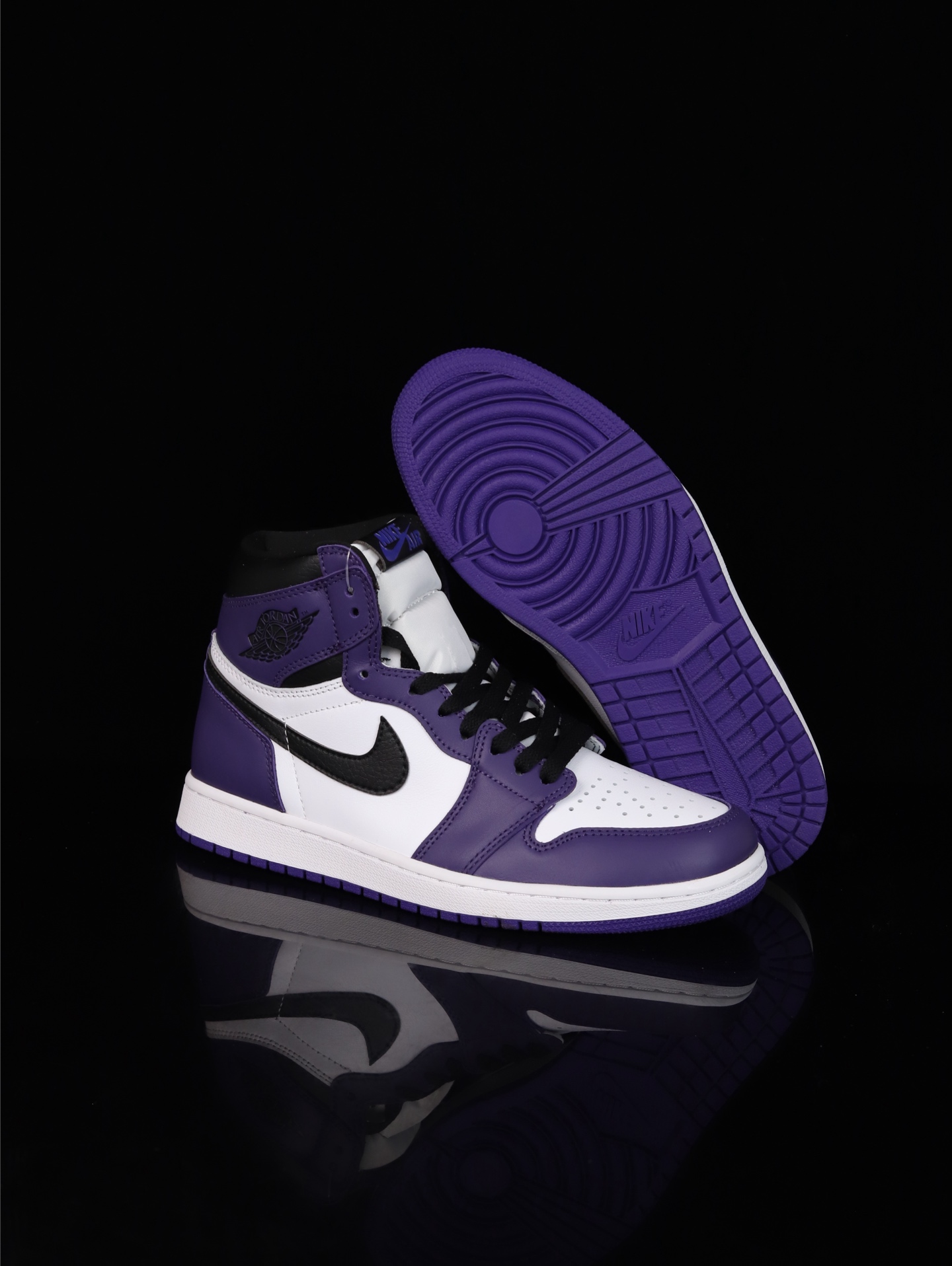 Nike Air Jordan 1 High Sneakers