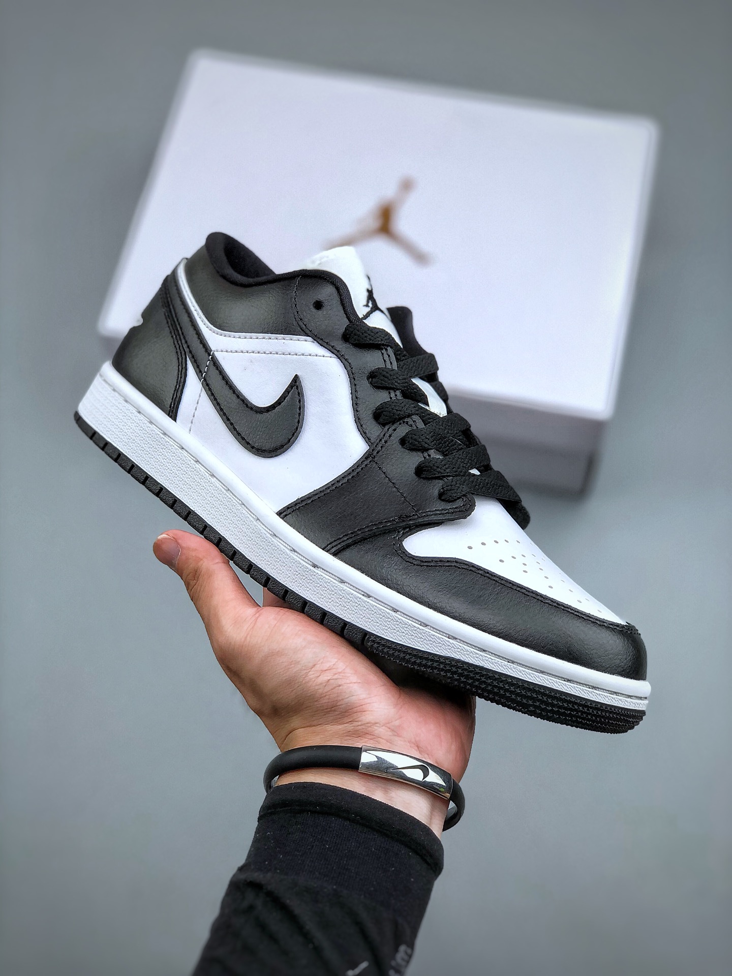 Jordan Air Jordan 1 Low Sneakers