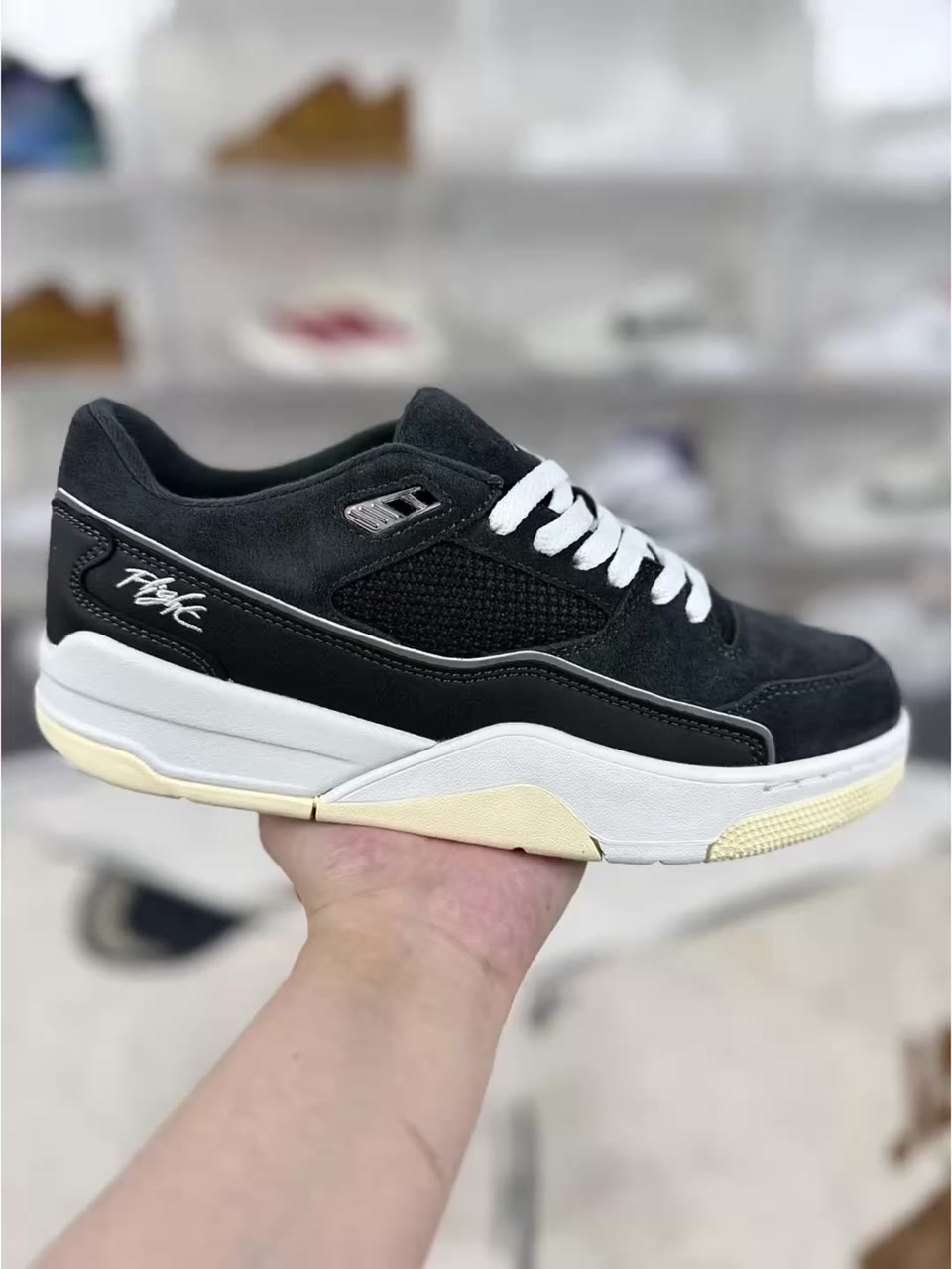 Nike Flight Court Low-Top Basketball Shoes Grey