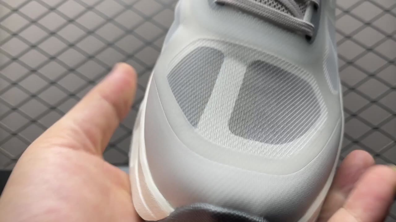 On Cloudtilt Remix Low-Top Sneakers Multi (ONCLOU-111)