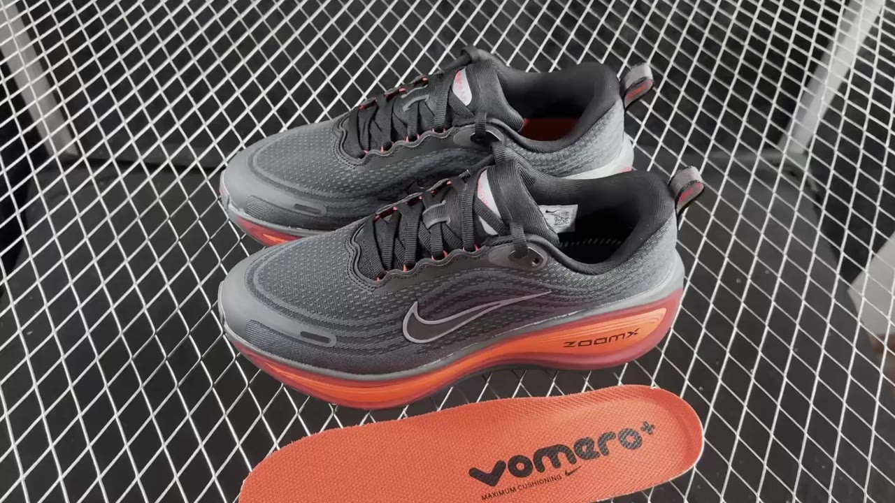 Nike Vomero Plus Low-Top Chunky Sneakers Grey Orange