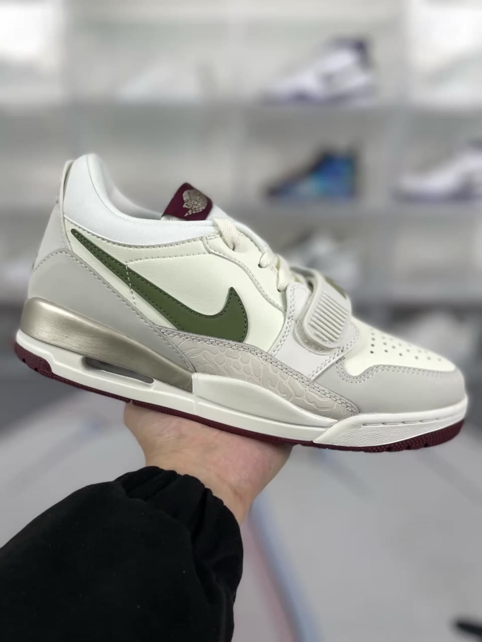 Jordan Legacy 312 Low-Top Basketball Shoes White