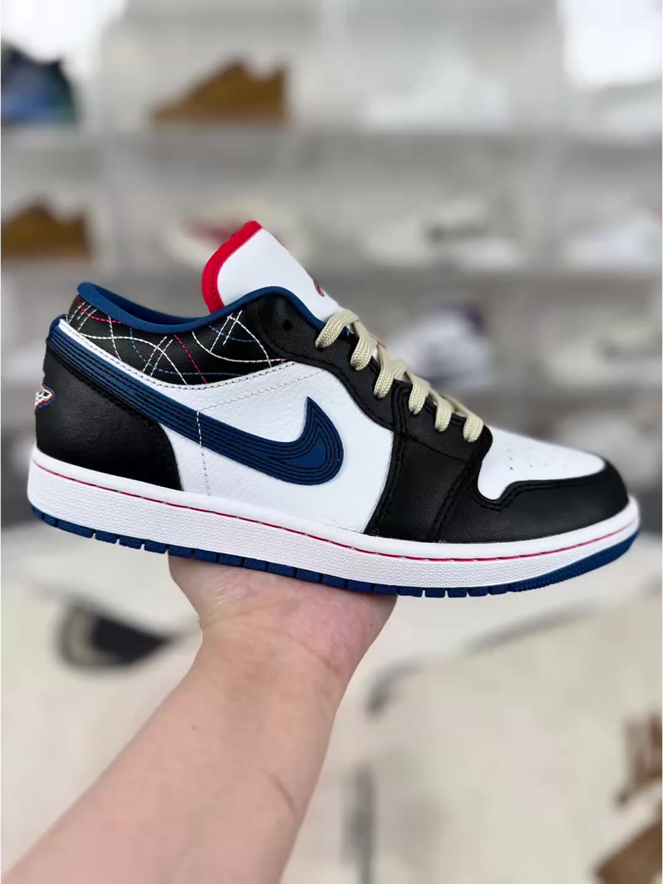 Jordan 1 Low Basketball Shoes White Black Blue