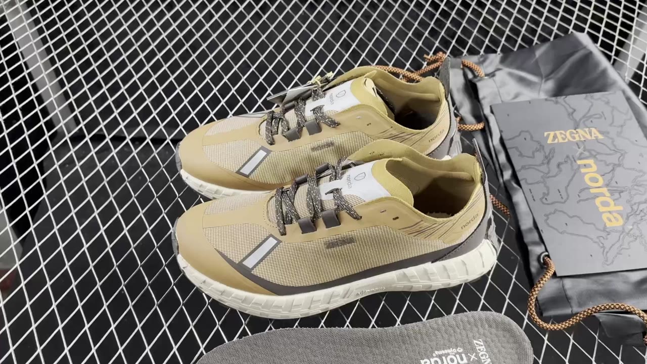 Norda 001 Dyneema Low-Top Running Shoes Grey Yellow