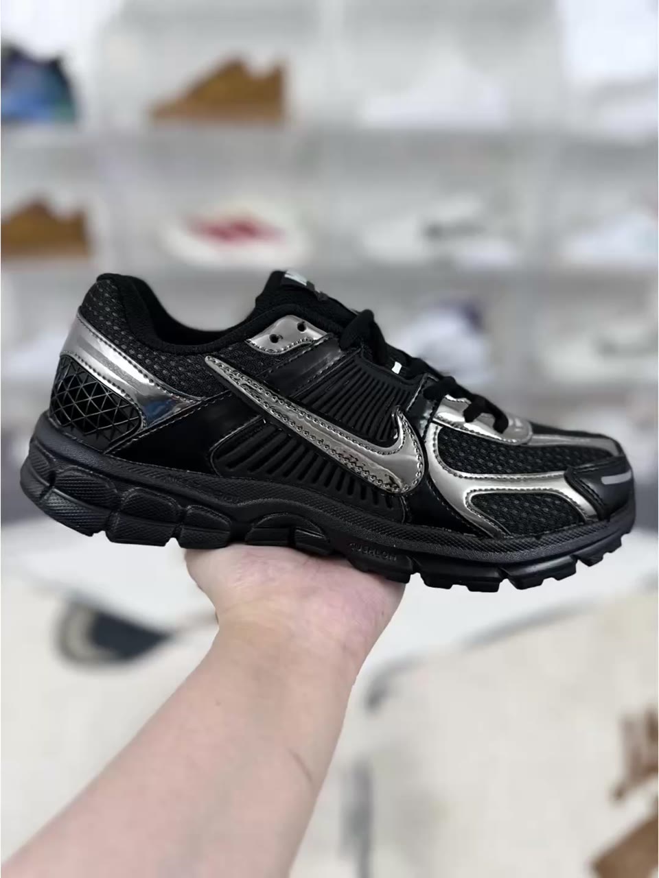 Nike Vomero 5 Low-Top Running Shoes Black (NIKEVO-60)