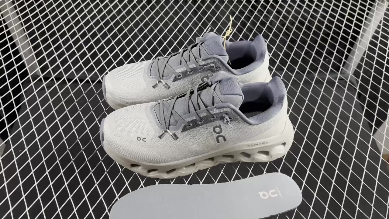 On Cloudtilt Eclipse Cinder Low-Top Running Shoes