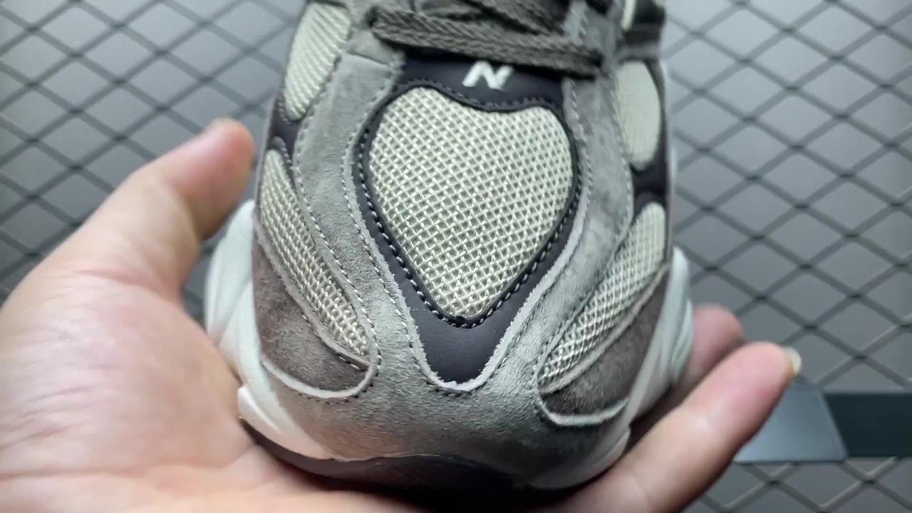 New Balance 9060 Low-Top Running Shoes Multi (NEWBAL-90)