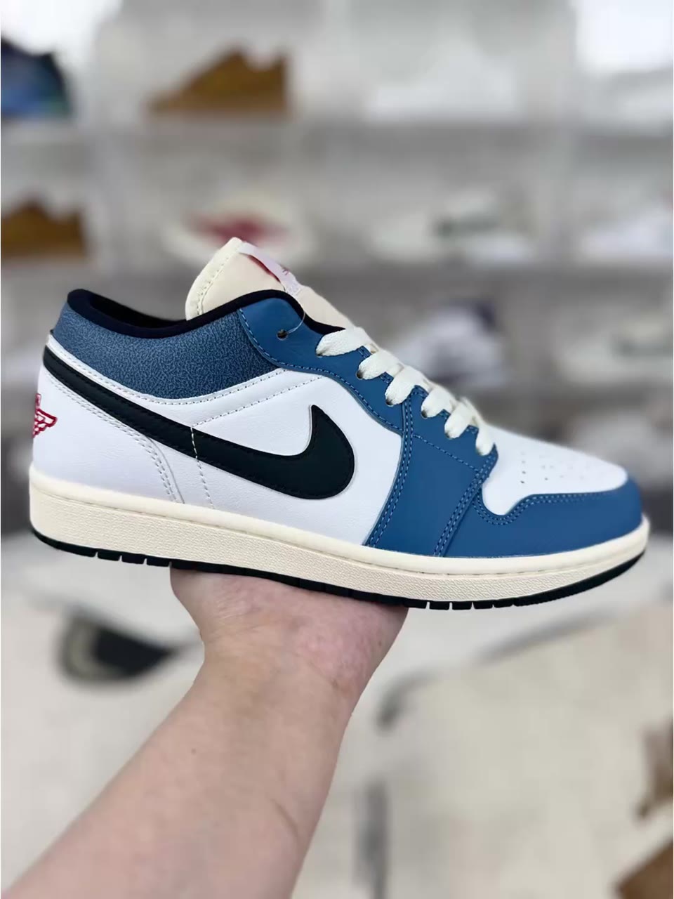 Jordan 1 Low-Top Basketball Shoes Sky Blue