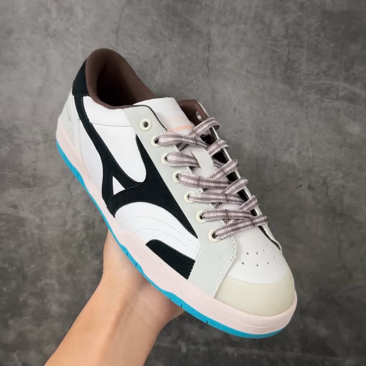 Mizuno Ct Club Low-Top Lifestyle Sneakers White Black