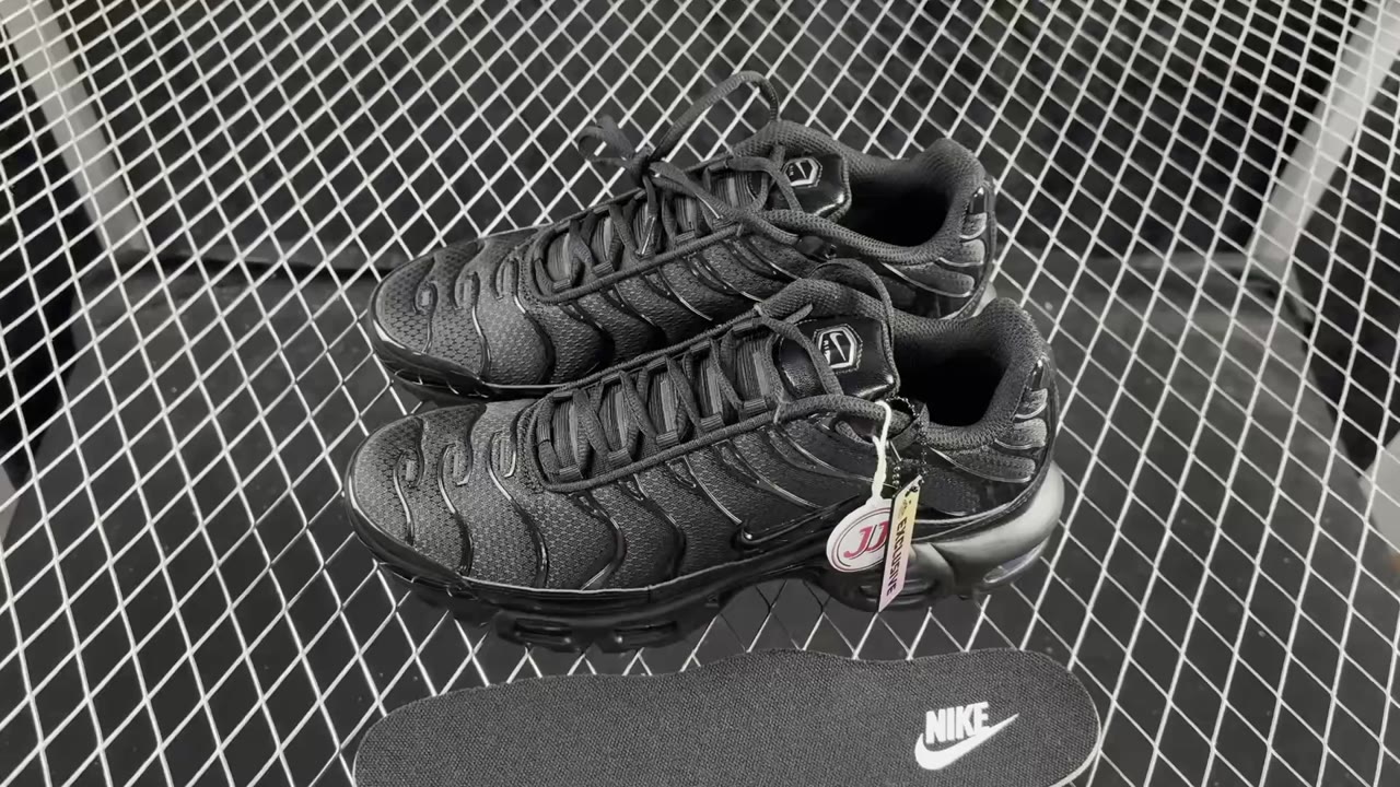 Nike Air Max Plus Low-Top Running Shoes Multi (NIKEAI-93)