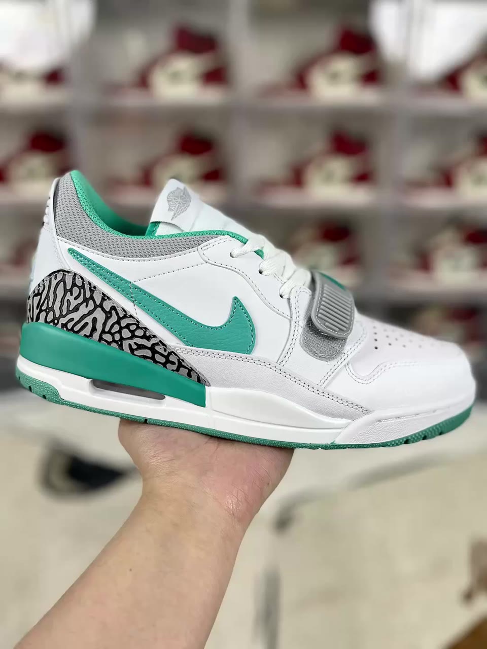 Jordan Legacy 312 Low White Turquoise Basketball Shoes White Green